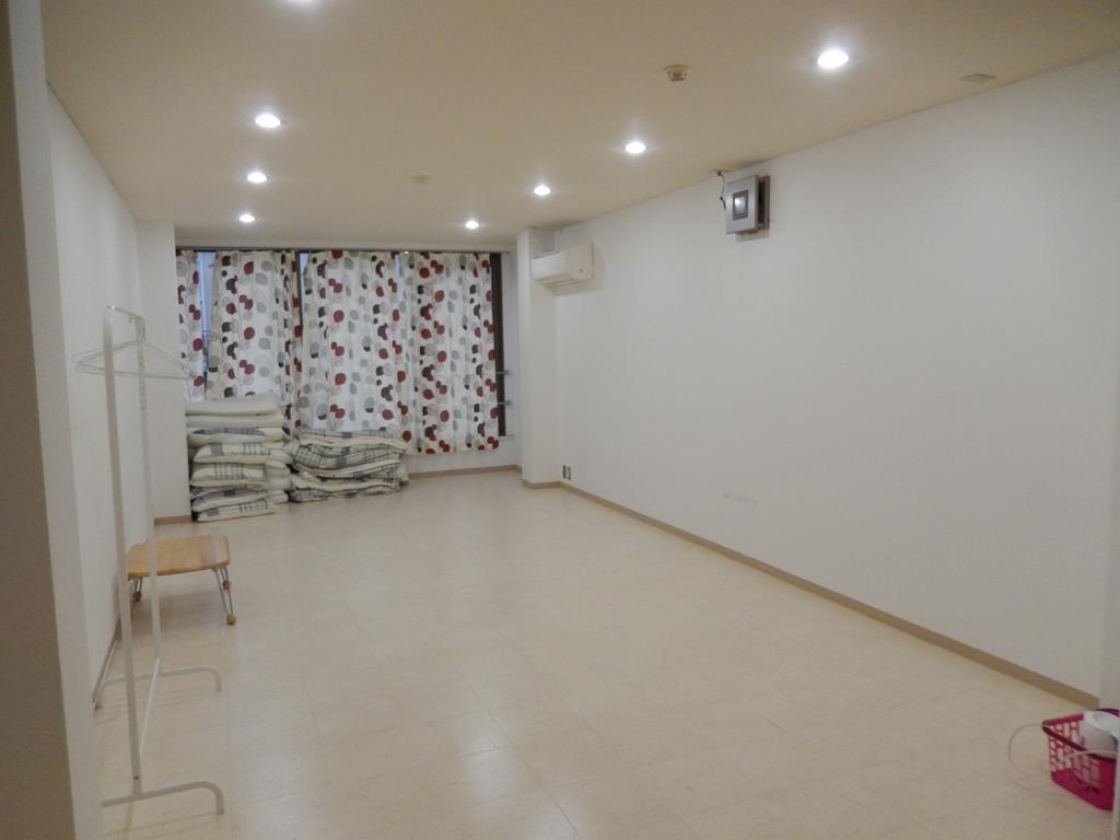Hostel Q Ōsaka Exterior foto